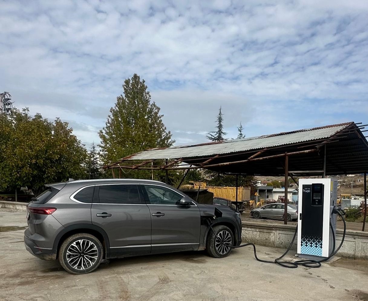 Elektrikli Şarj İstasyonu kurulum çalışmaları tamamlanmıştır.